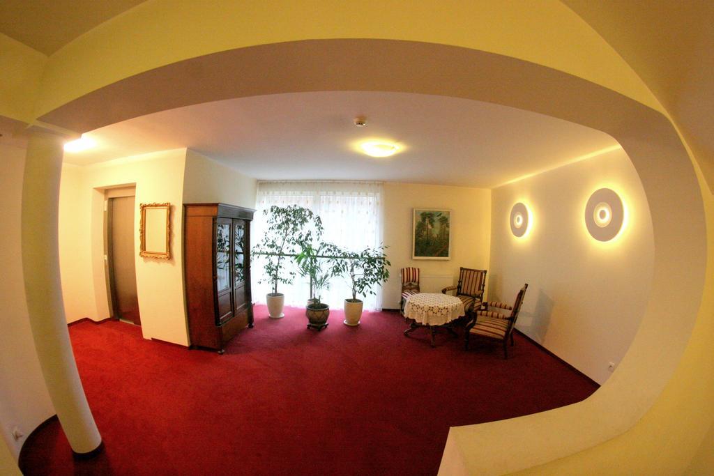 Hotel I Restauracja Złoty Las Exterior foto